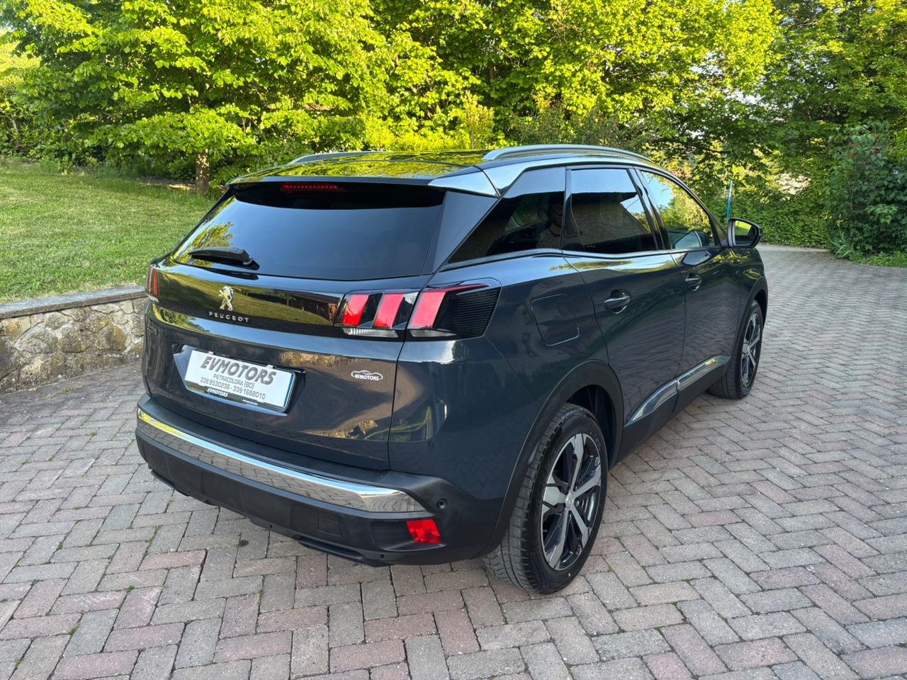 Peugeot 3008 BlueHDi 130 S&S Allure CAMBIO AUTOMATICO.