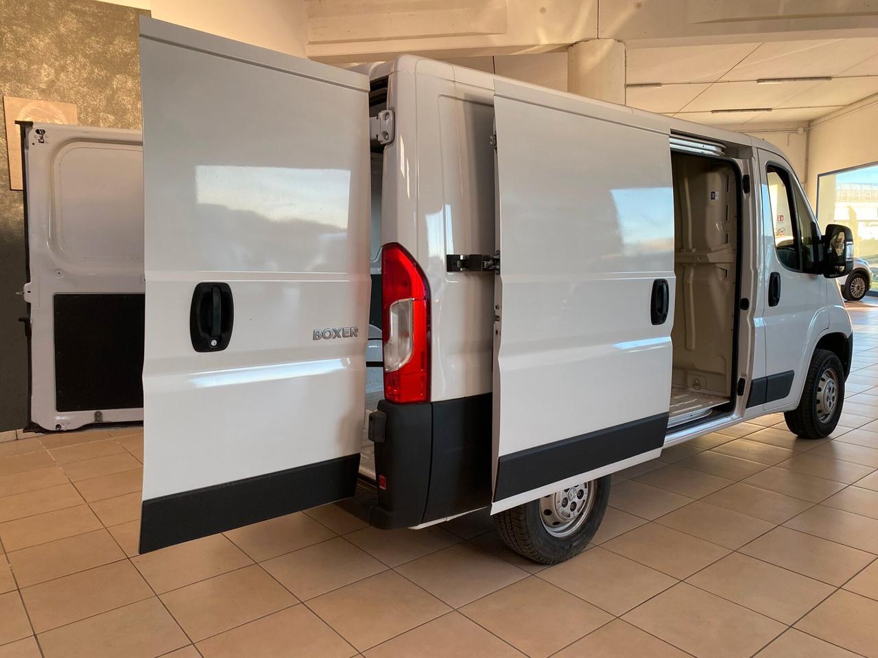 PEUGEOT Boxer 330 2.2 BlueHDi 140 S&S PC-TN Furgone