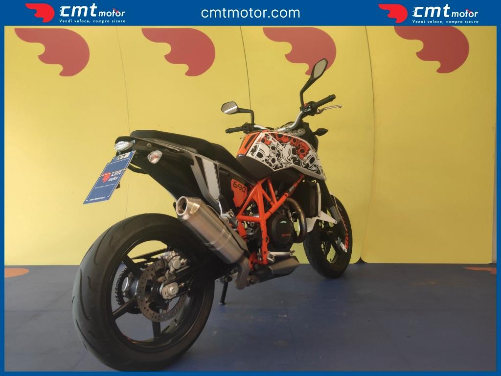 KTM 690 Duke - 2013