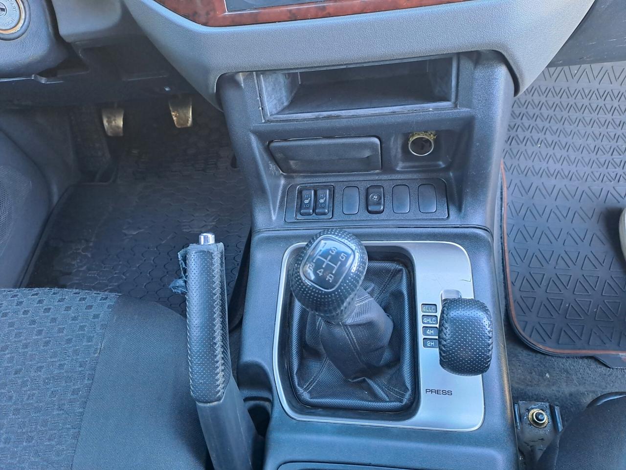 Mitsubishi Pajero 3.2 TDI 160 CV DID GLS AUTOCARO N1