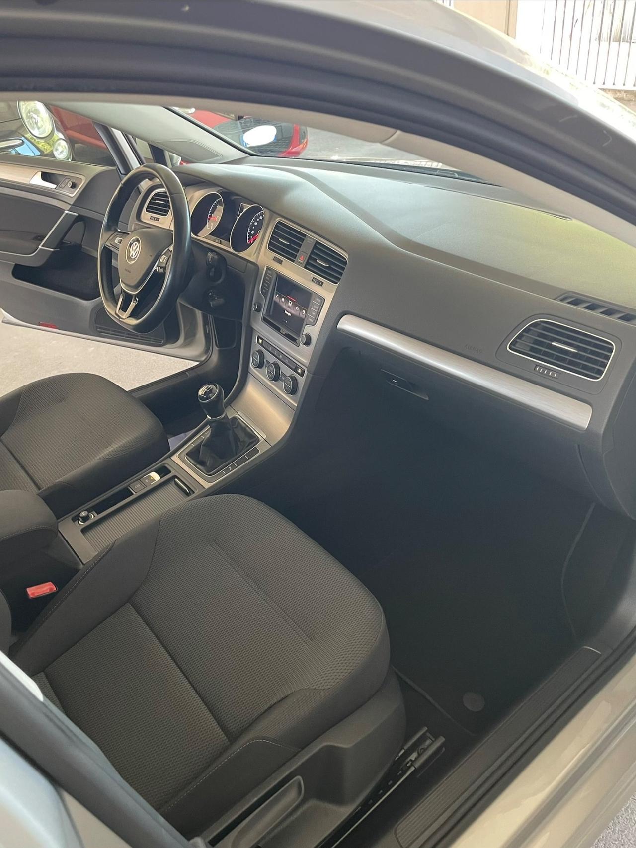 Volkswagen Golf 1.6 TDI 110 CV 5p. Highline BlueMotion Technology