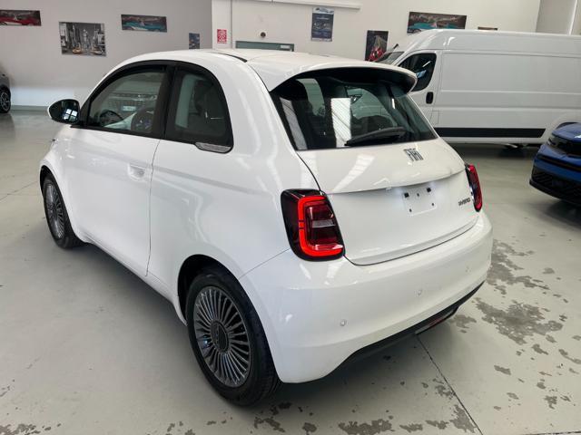 FIAT 500 Berlina Hybrid Torino 0 KM!