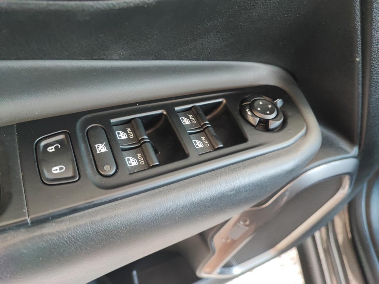 Jeep Renegade 1.3 T4 DDCT Limited