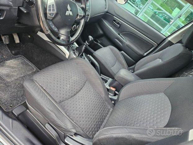 Mitsubishi ASX mitzubischi asx 4x4 '2011