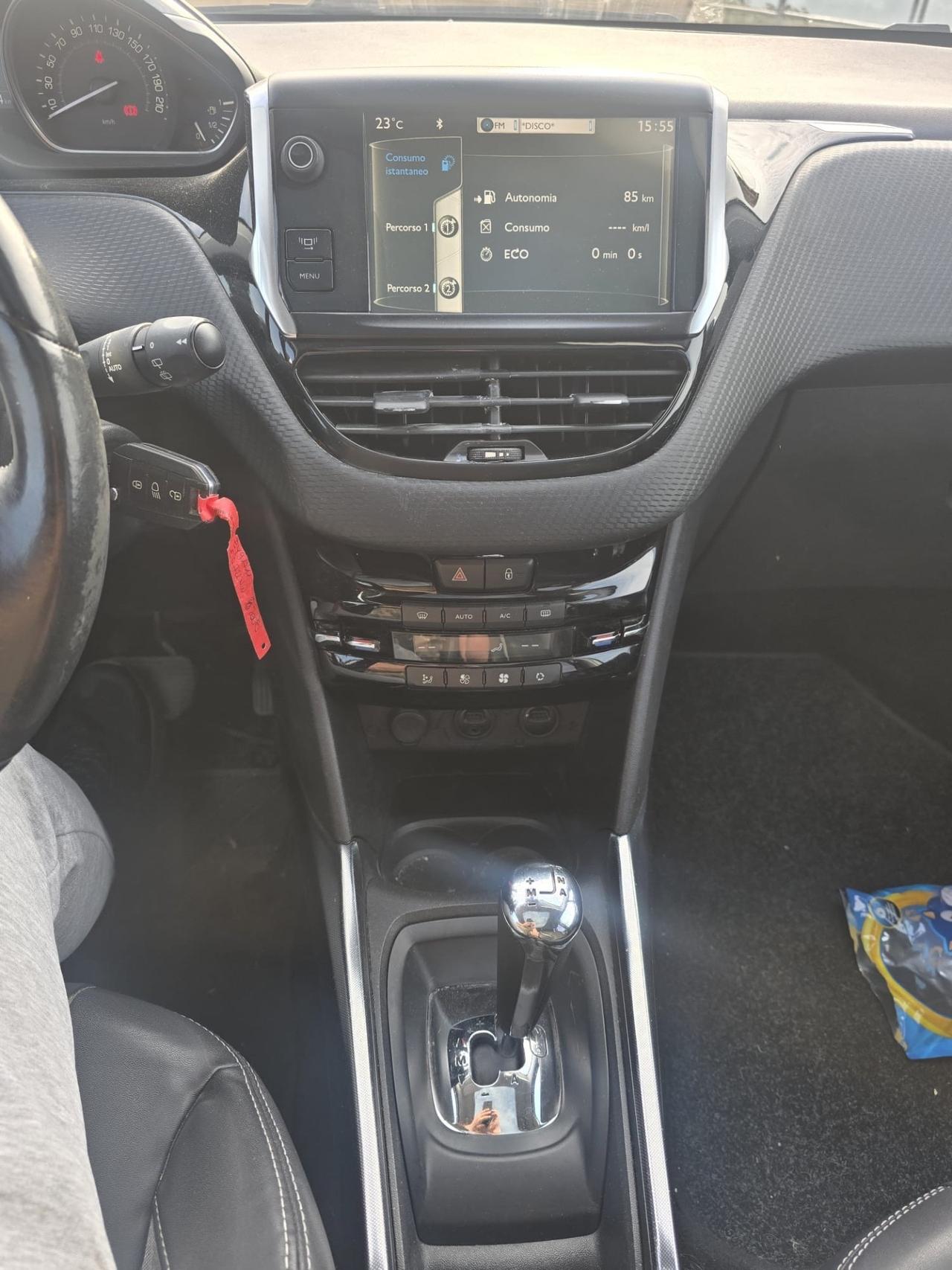 Peugeot 2008 1.6 e-HDi 92 CV Stop&Start robotizzato Allure tetto panoramico