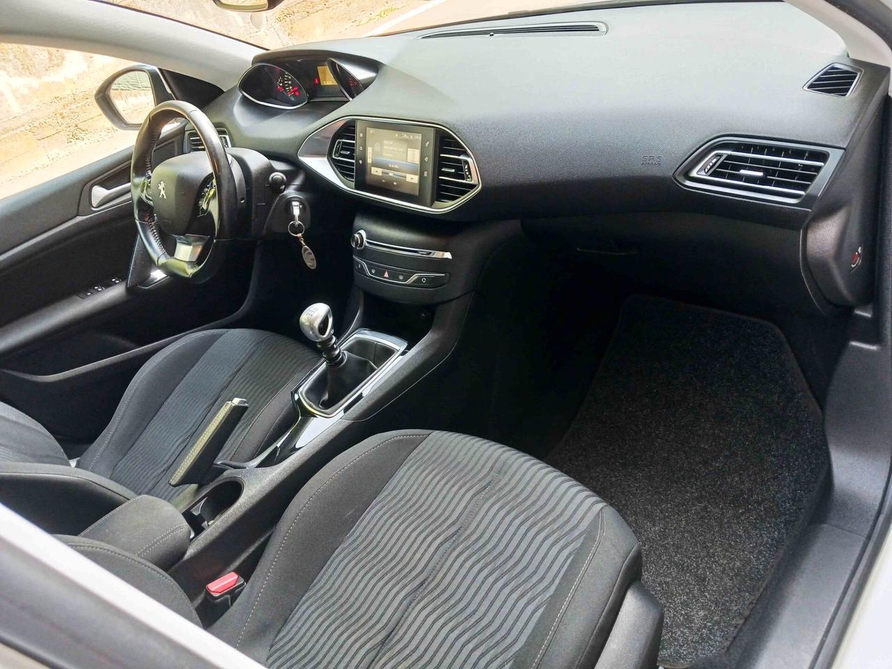 Peugeot 308 SW - PERFETTA IN TUTTO