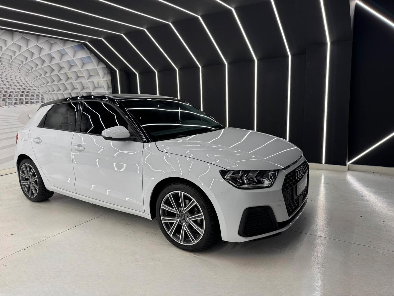 Audi A1 S line edition-KM CERTIFICATI-12 MESI GARANZIA-PERMUTE