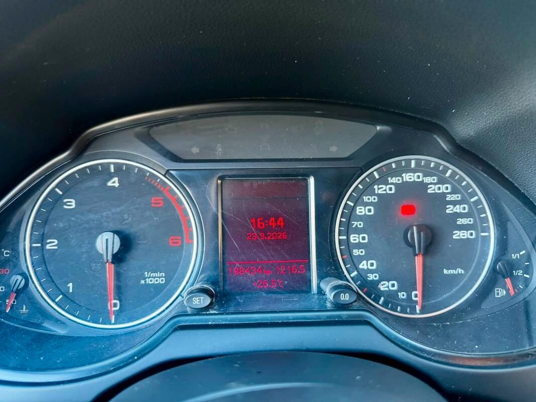 Audi Q5 2.0 tdi quattro 170cv E5
