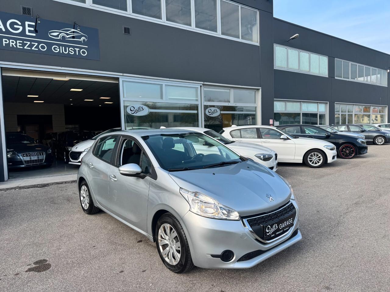 Peugeot 208 1.2 Neopatentati