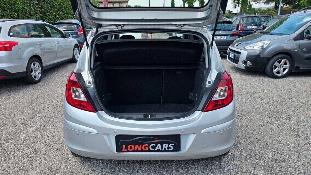 Opel Corsa 1.2 5 porte Enjoy Neopatentati