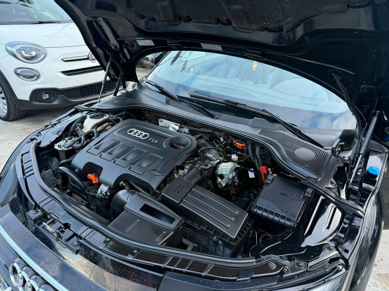 Audi TT -CABRIO- 2.0 Tdi 4x4 -S LINE-