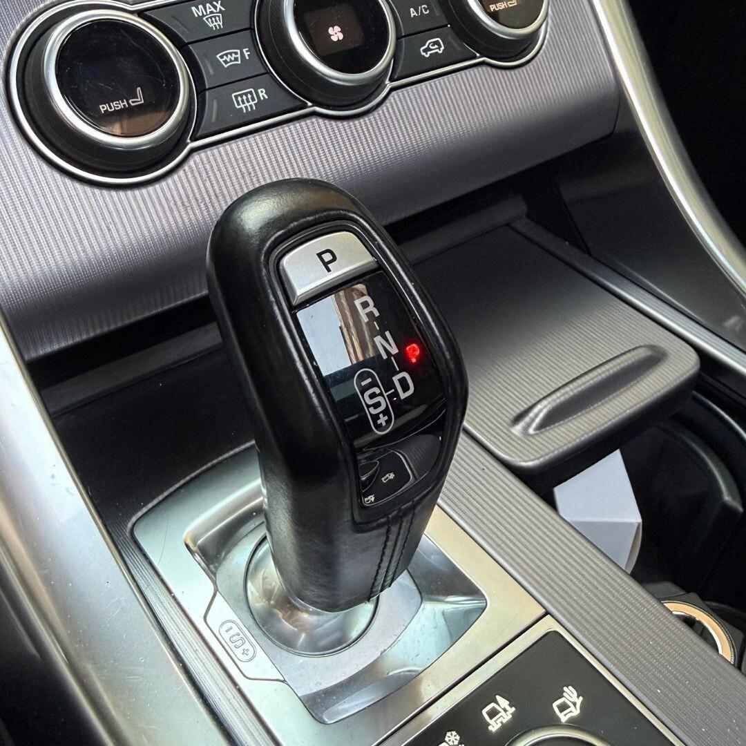 Land Rover Range Sport 3.0 TDV6 SE