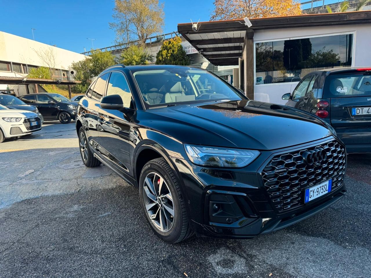 Audi Q5 TDi 150 kW mHEV+ S tronic quattro Launch edition line