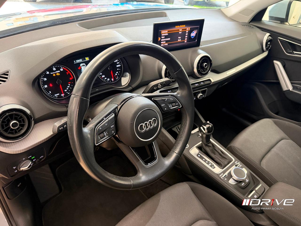AUDI Q2 Q2 35 TFSI S tronic Identity Black