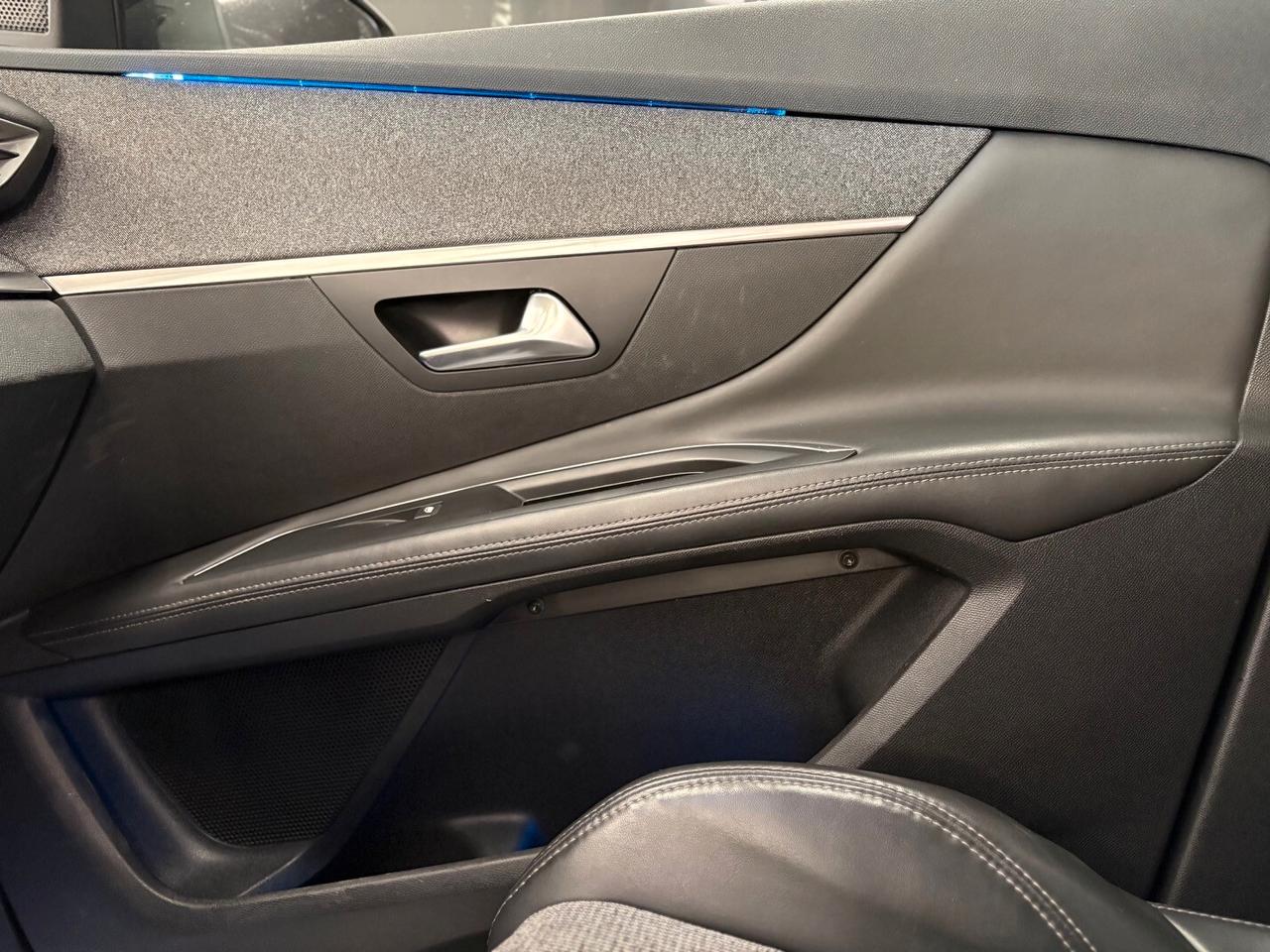 Peugeot 3008 BlueHDi 120 EAT6 Allure 12.2016