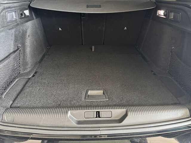 Peugeot 308 1.5 BlueHDi 130 CV EAT8 SW Allure