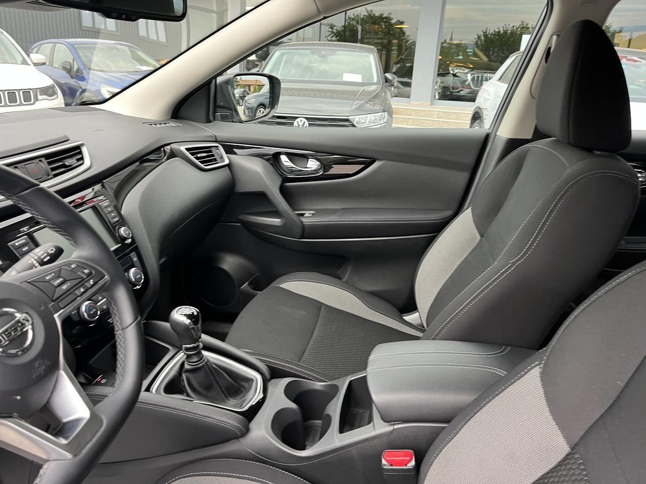 NISSAN QASHQAI 1300 DIG.T 140 CV 6M BENZINA