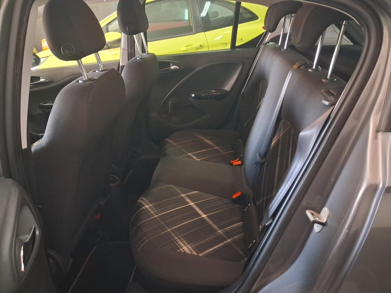 Opel Corsa 1.4 90CV GPL Tech 5 porte b-Color 2016 unico prop