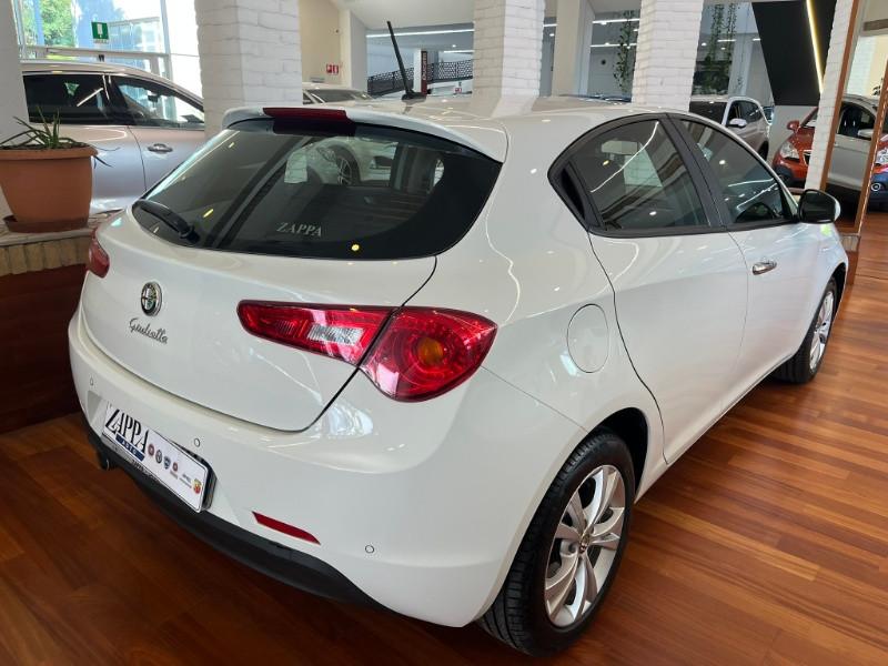 ALFA ROMEO Giulietta 1.6 JTDm-2 120 CV Distinctive