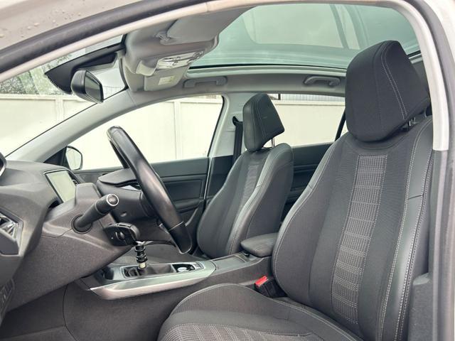PEUGEOT 308 Blue HDi 130 Allure