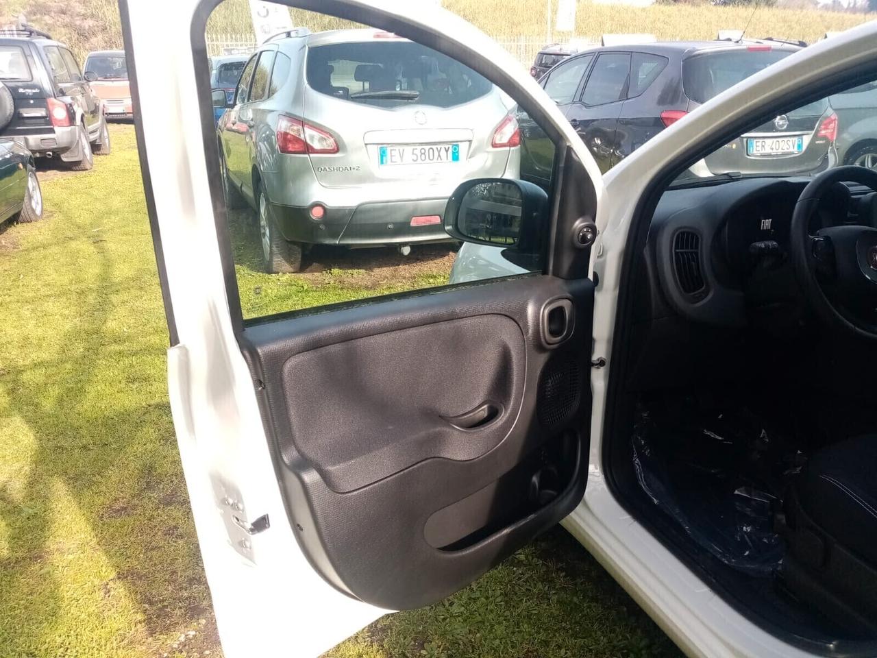 NOLEGGIO FIAT PANDA 1.0 FIREFLY SS HYBRID PANDINA