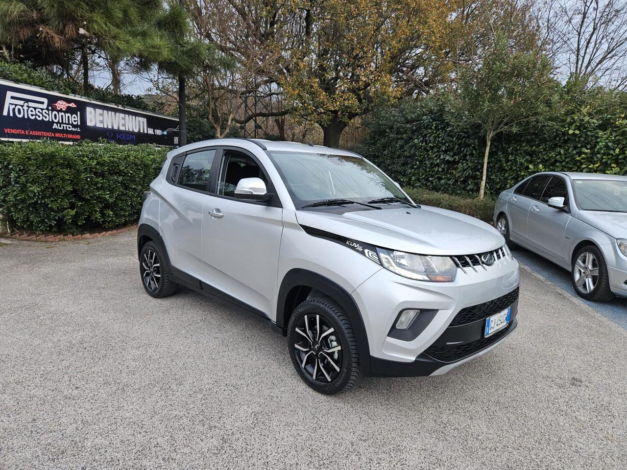 Mahindra KUV100 1.2 VVT K8