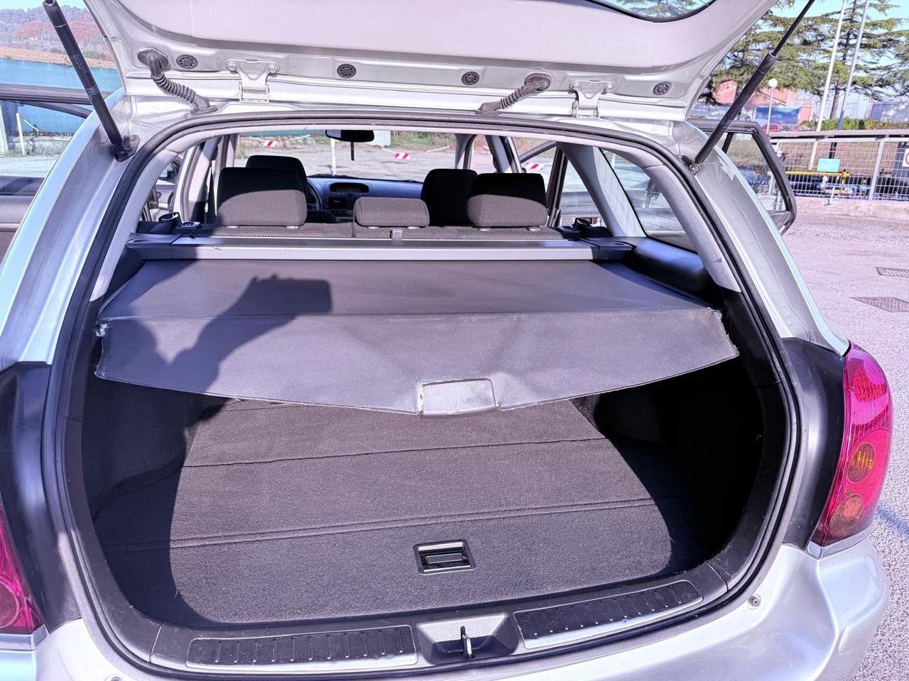 Toyota Avensis 1.8 16V Station Wagon