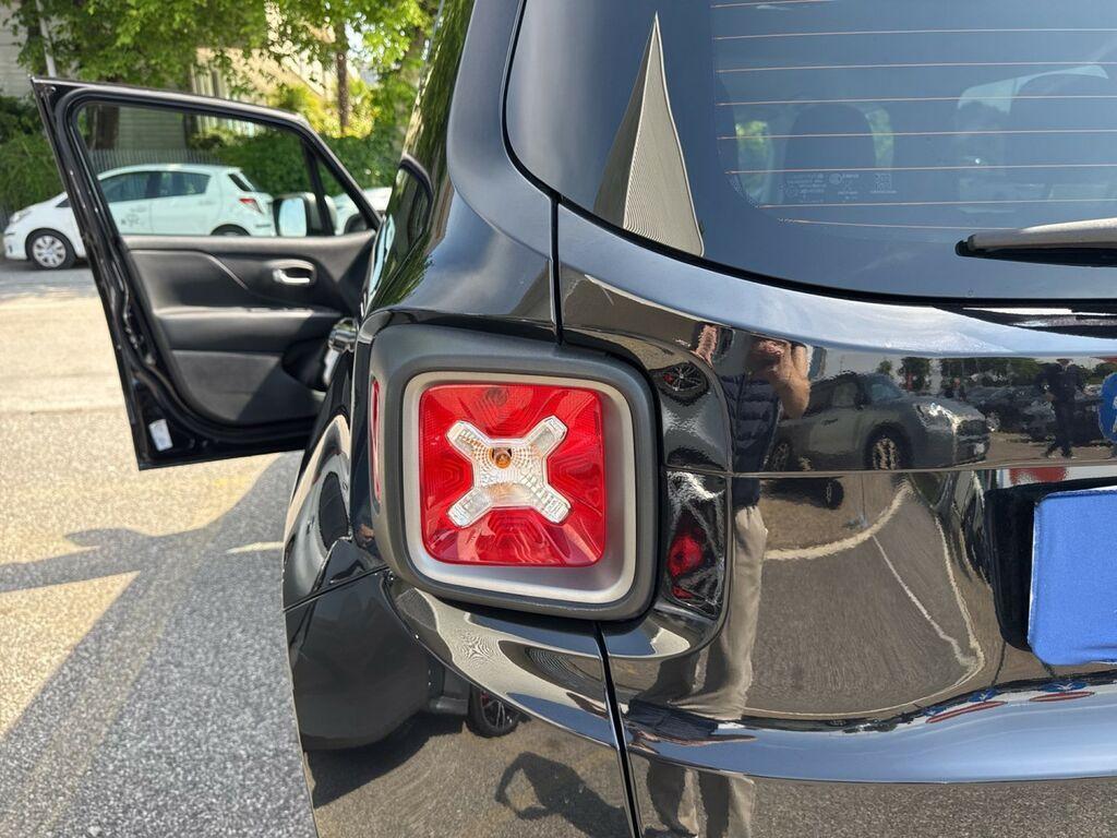 Jeep Renegade 1.3 T4 Limited 2WD DDCT