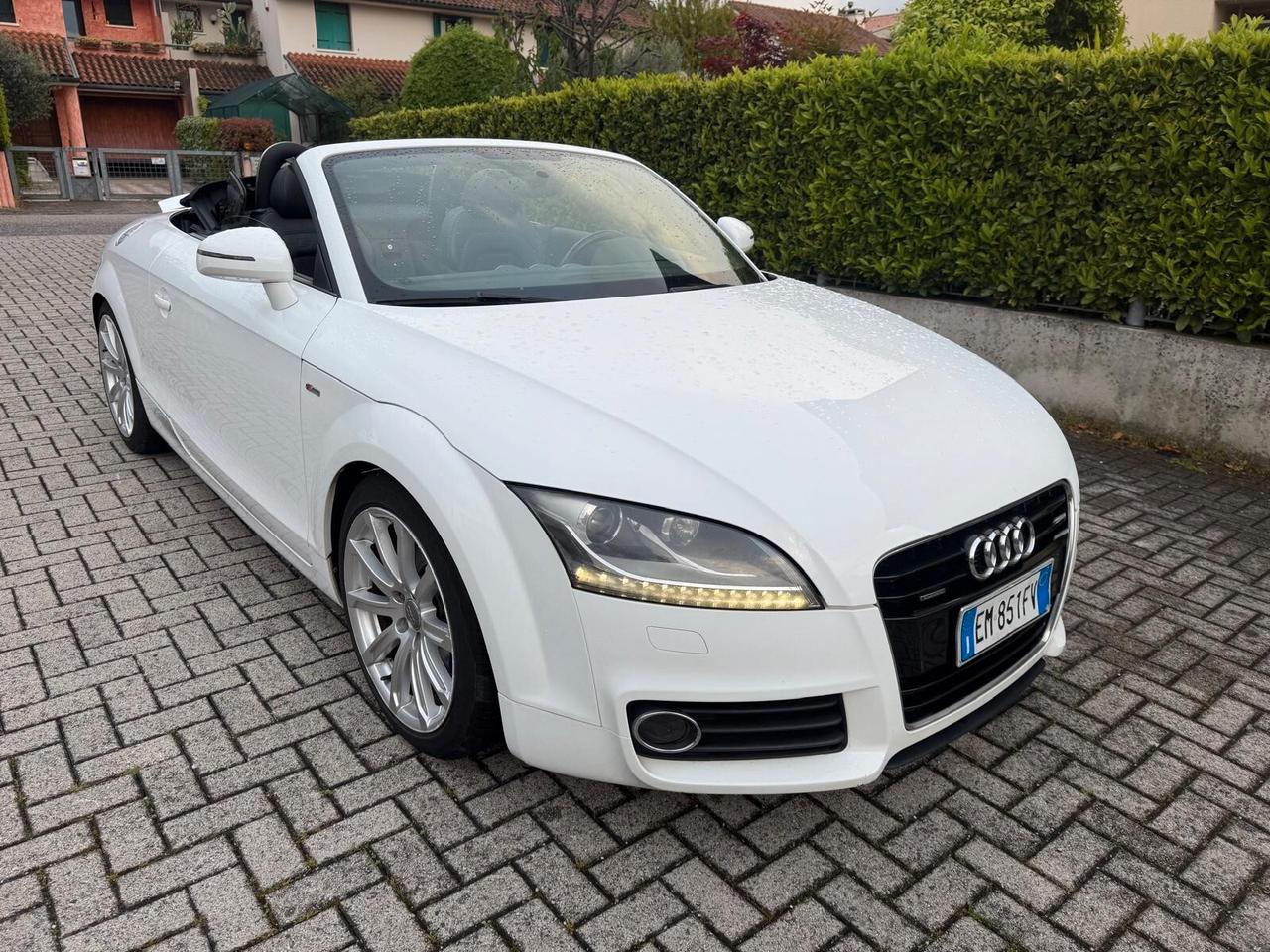Audi TT Roadster 2.0 TDI quattro 4x4