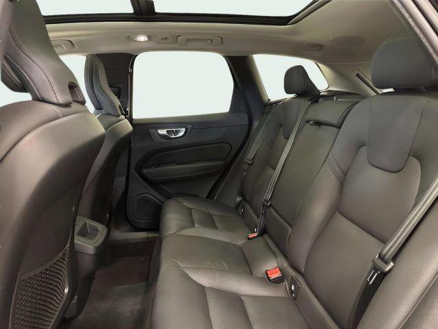 VOLVO XC60 B4 (d) aut Plus Dark N1 Tetto Panoramico Ap.