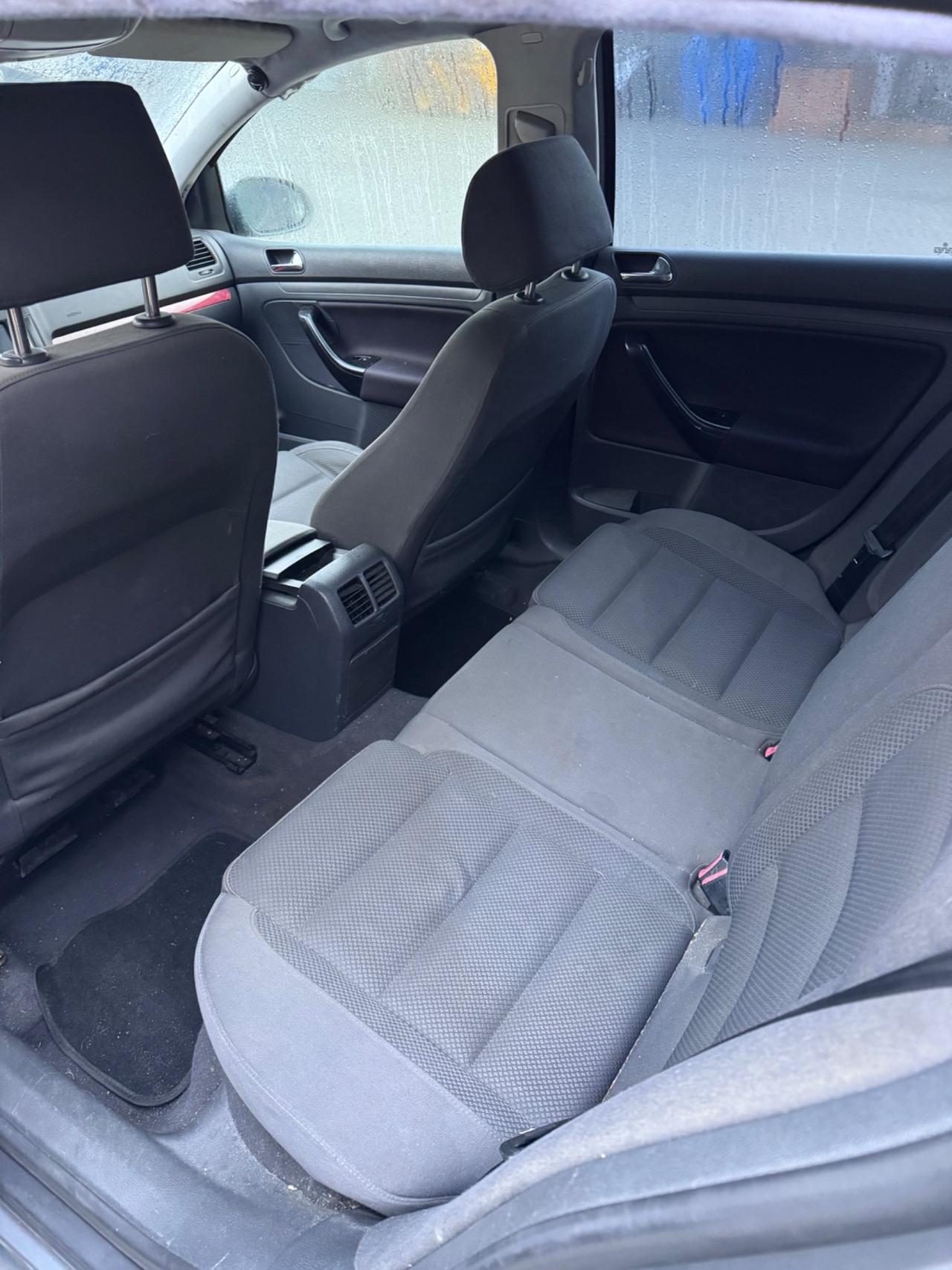 Volkswagen Golf 2.0 16V TDI 5p. Sportline