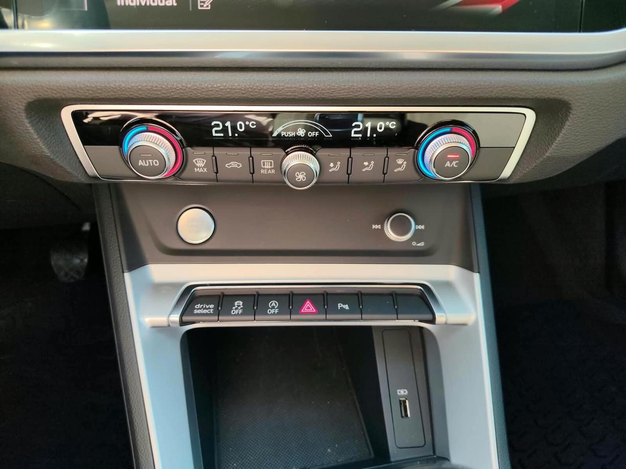 Audi Q3 35 TDI quattro Business Advanced