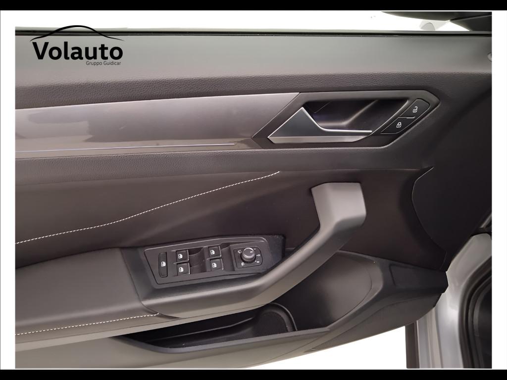 VOLKSWAGEN T-Roc I 2022 - T-Roc 1.0 tsi Style 110cv