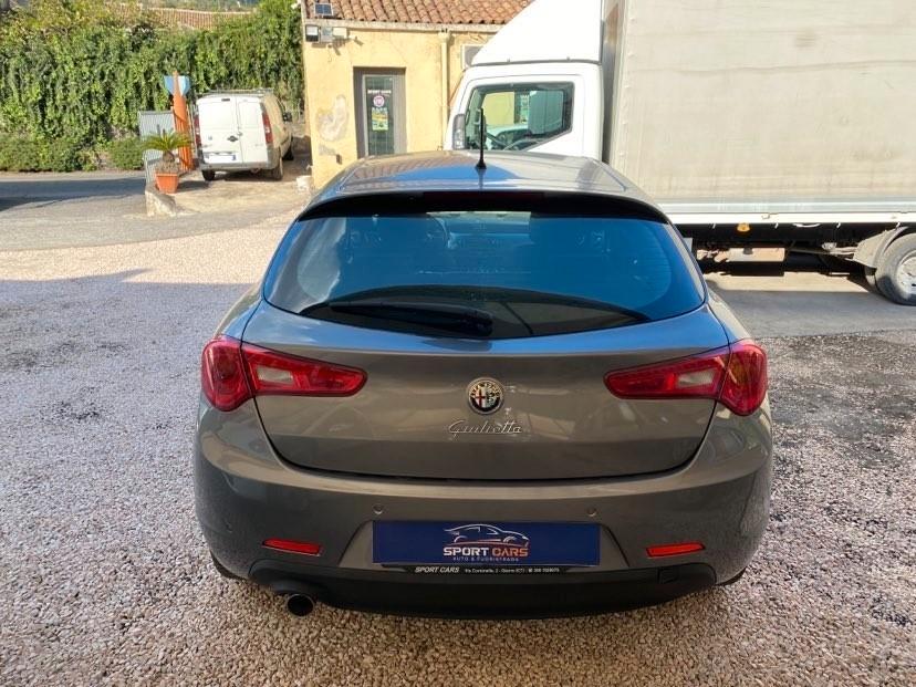 Alfa Romeo Giulietta 1.6 JTDm-2 105 CV Distinctive