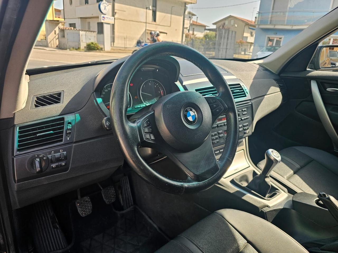 Bmw X3 2.0d cat Futura