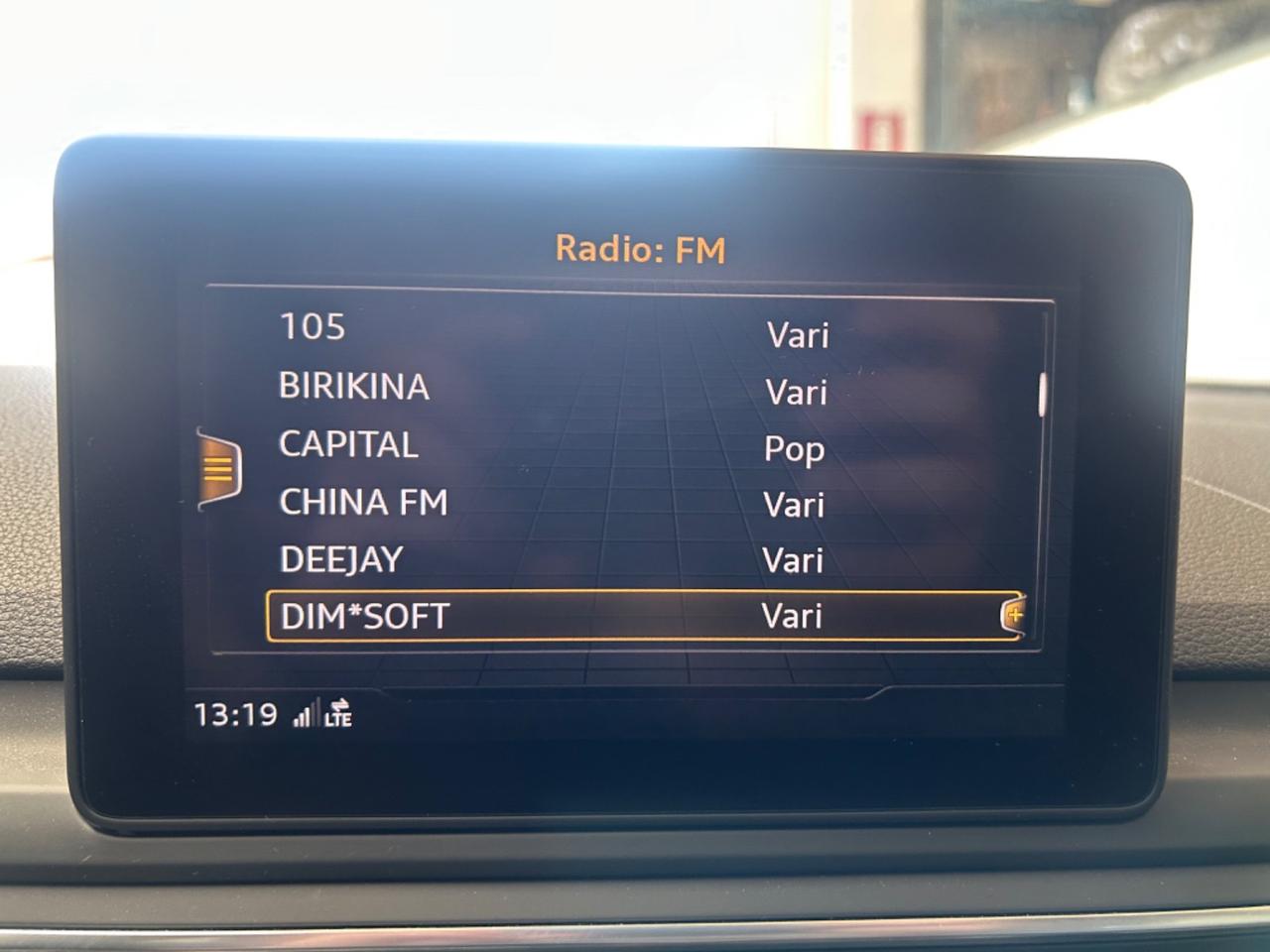 Audi A4 2.0 TDI 190 CV quattro S tronic S-LINE
