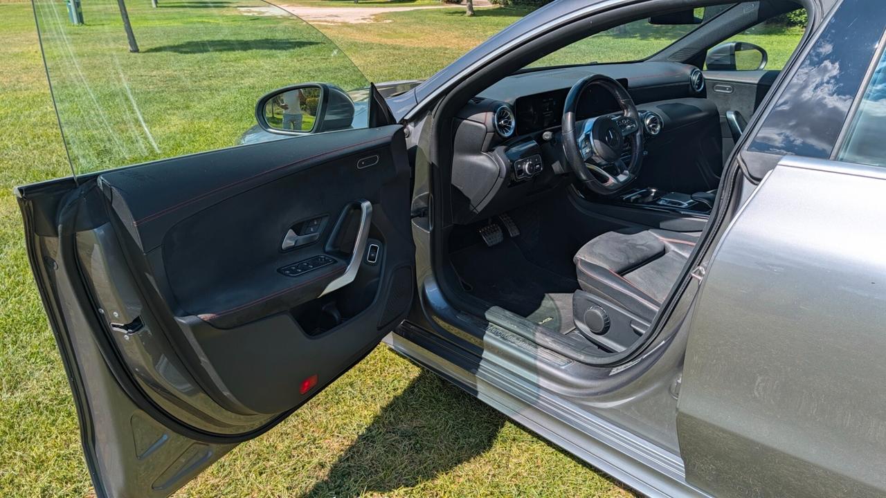 Mercedes-benz CLA 200 d Automatic Premium