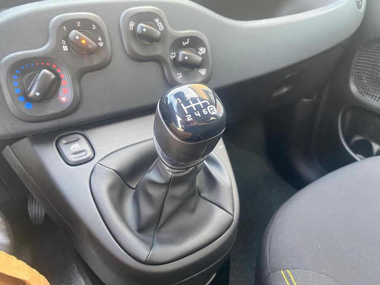 Fiat Panda 1.0 Hybrid PANDINA