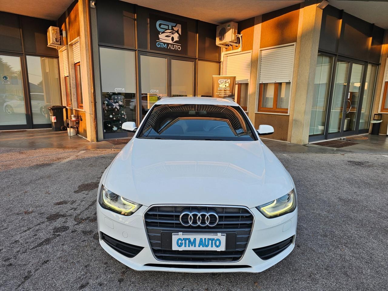 Audi A4 Avant 2.0 TDI 177CV S-line