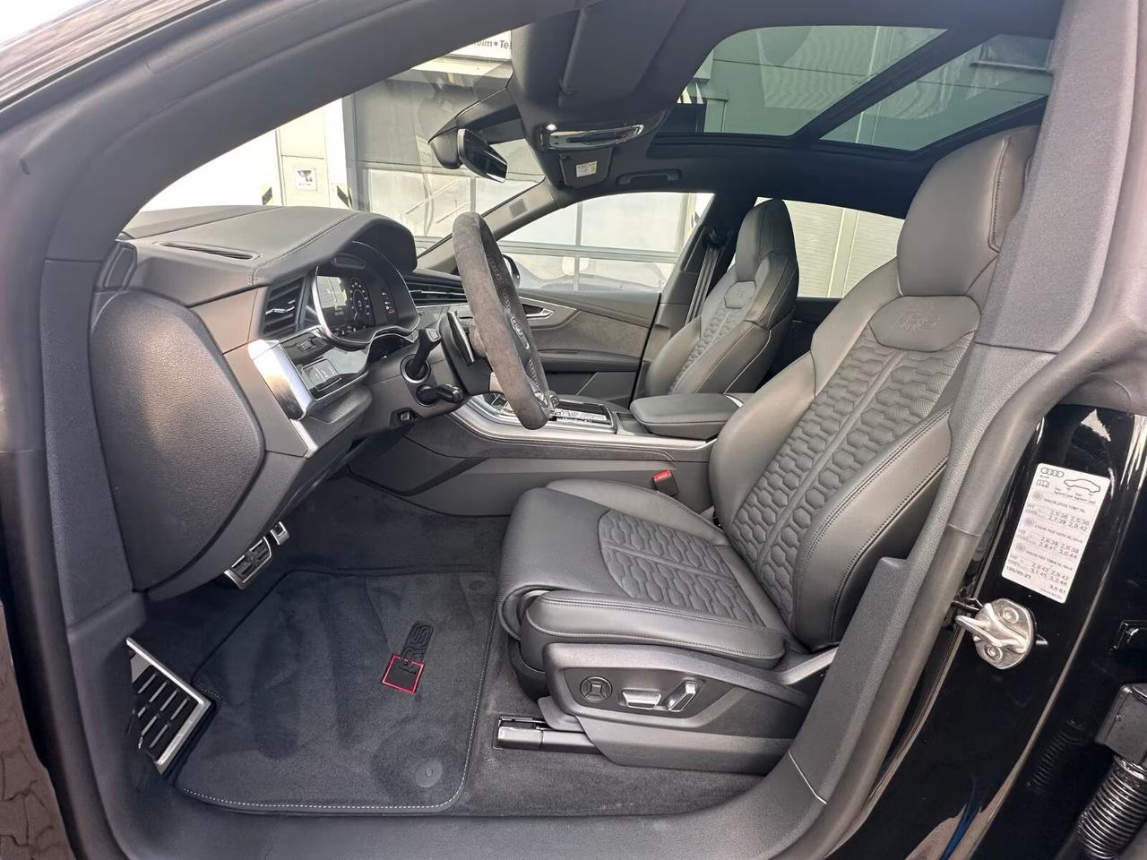 Audi Q8 RS TFSI V8 quattro tiptronic Performance 640 CV
