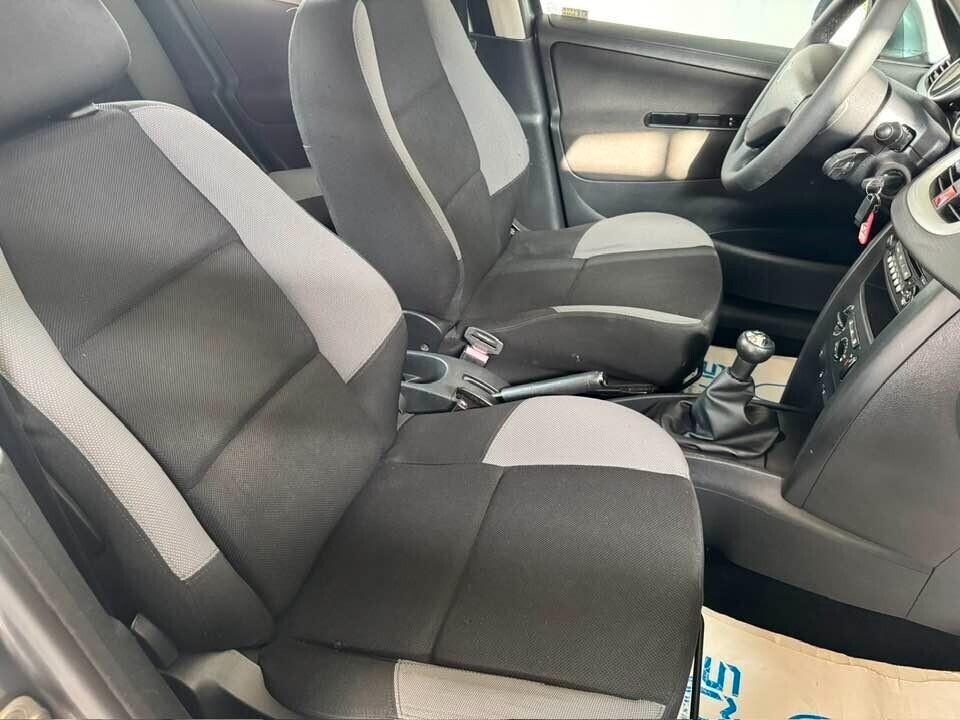 Peugeot 207 1.4 HDi 70CV 5p. X Line