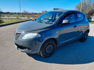 Lancia Ypsilon 0.9 TwinAir 85 CV 5 porte Metano Ecochic Gold