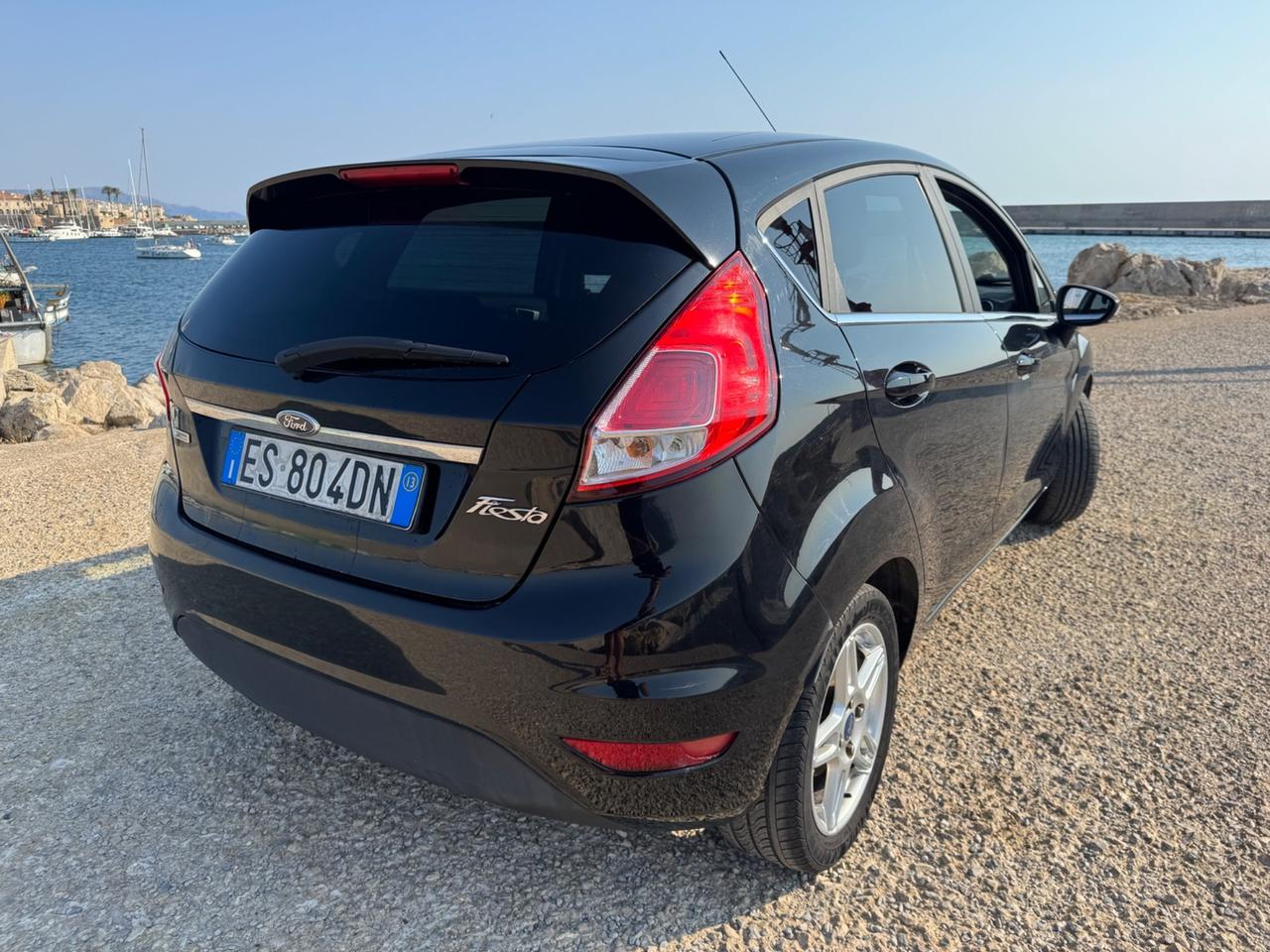 Ford Fiesta 1.5 TDCi 75CV 5 porte Titanium