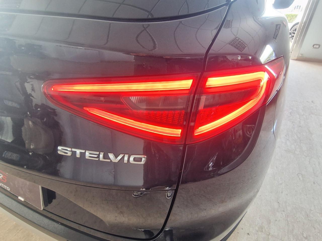 Alfa Romeo Stelvio 2020