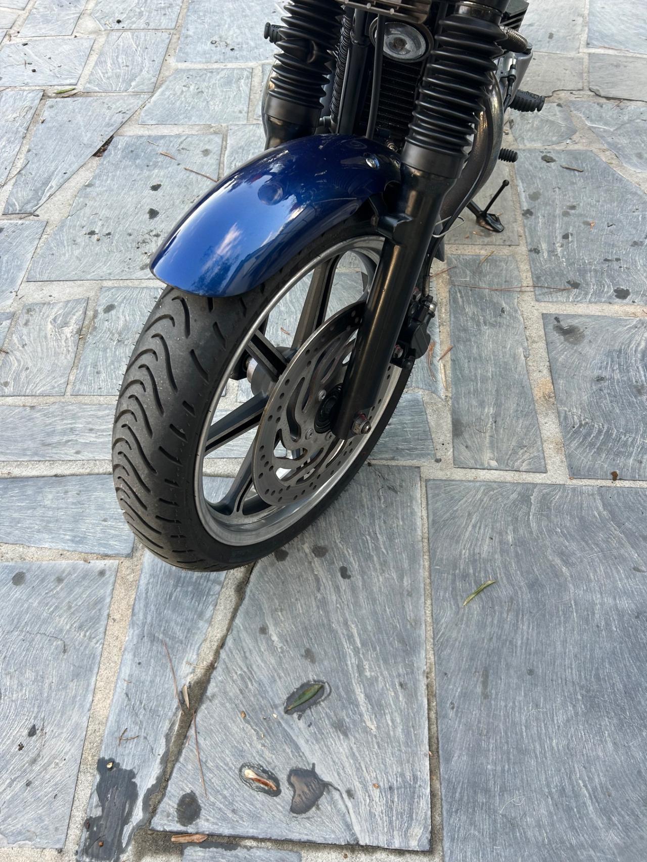 Triumph Bonneville se