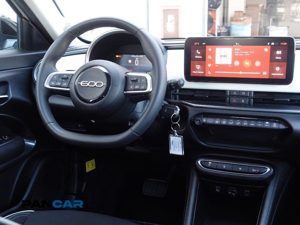 Fiat 600 ICON Hybrid 145 CV DCT MHEV