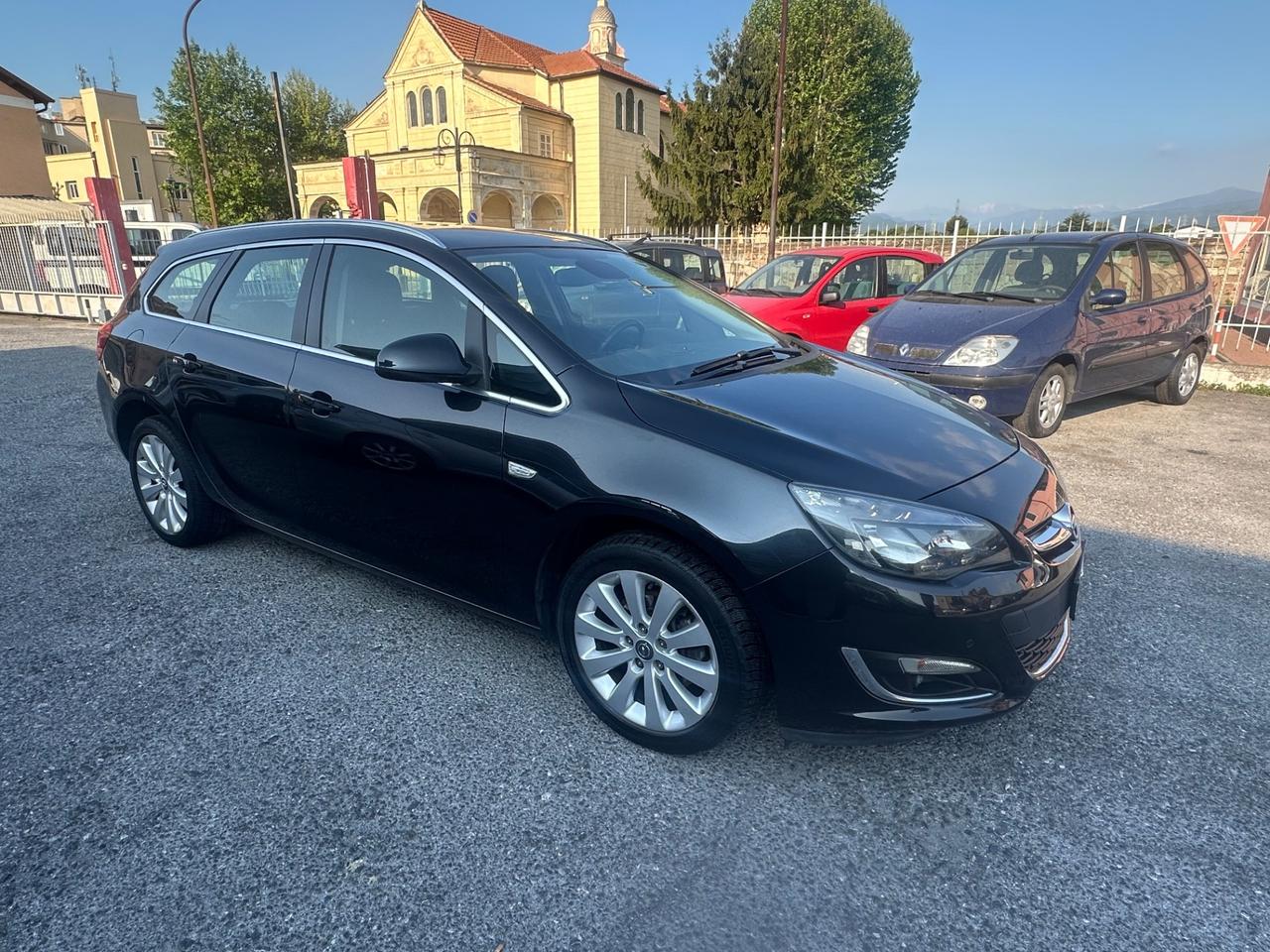 Opel Astra 1.7 CDTI 130CV Sports Tourer Cosmo