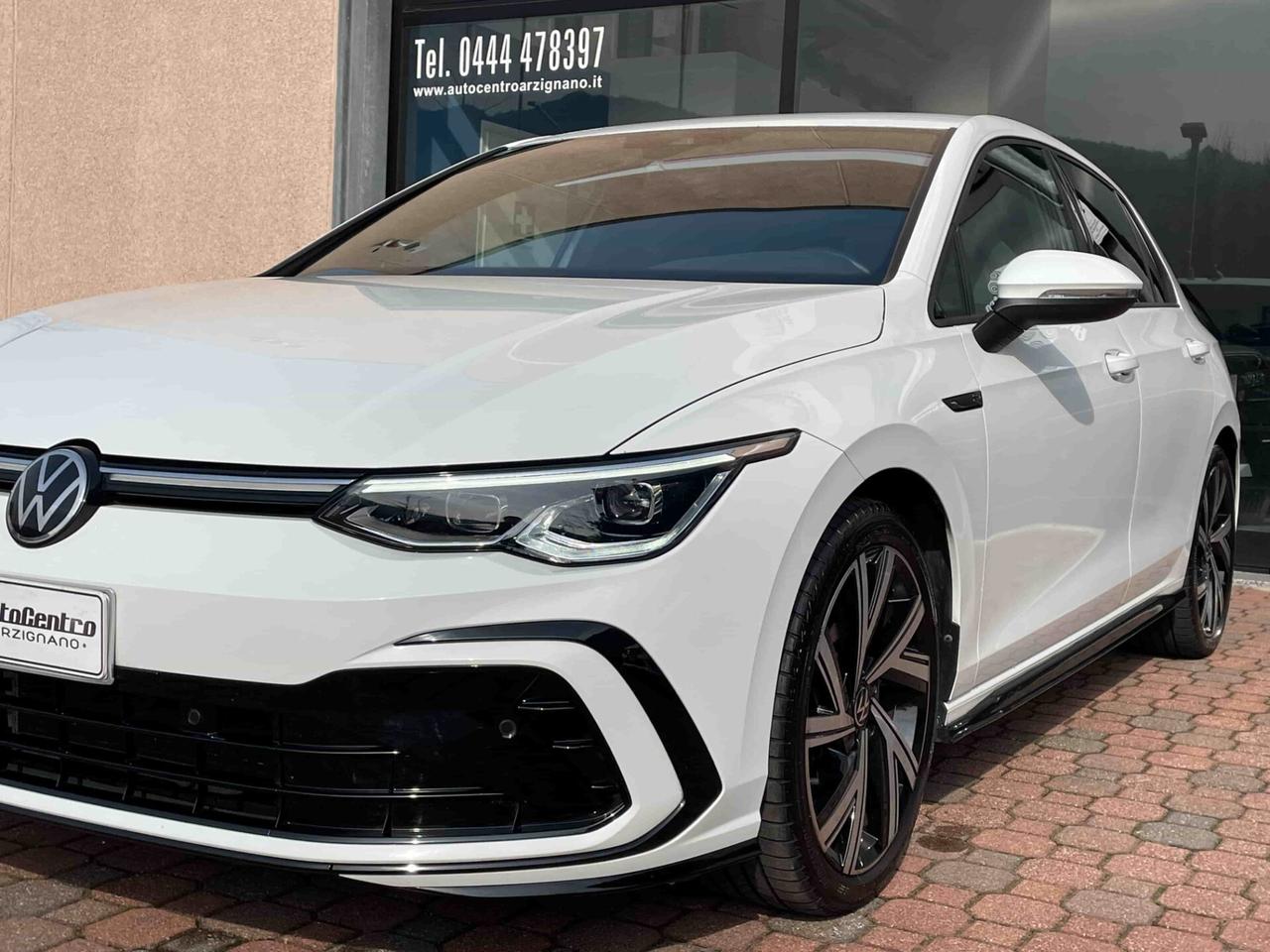 Volkswagen Golf 1.5 eTSI 130 CV EVO ACT DSG R-Line