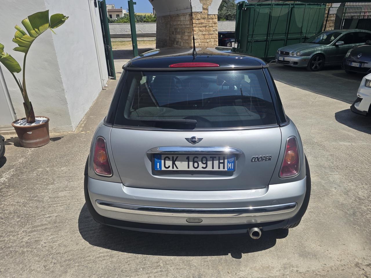 Mini 1.6 16V Cooper R50
