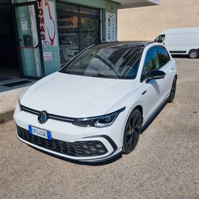 Volkswagen Golf 2.0 TDI DSG Tetto/matrix garanzia fino 2027